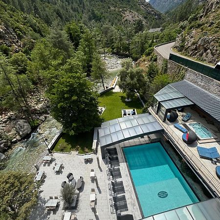 Les Jardins De La Glaciere Корте Екстериор снимка